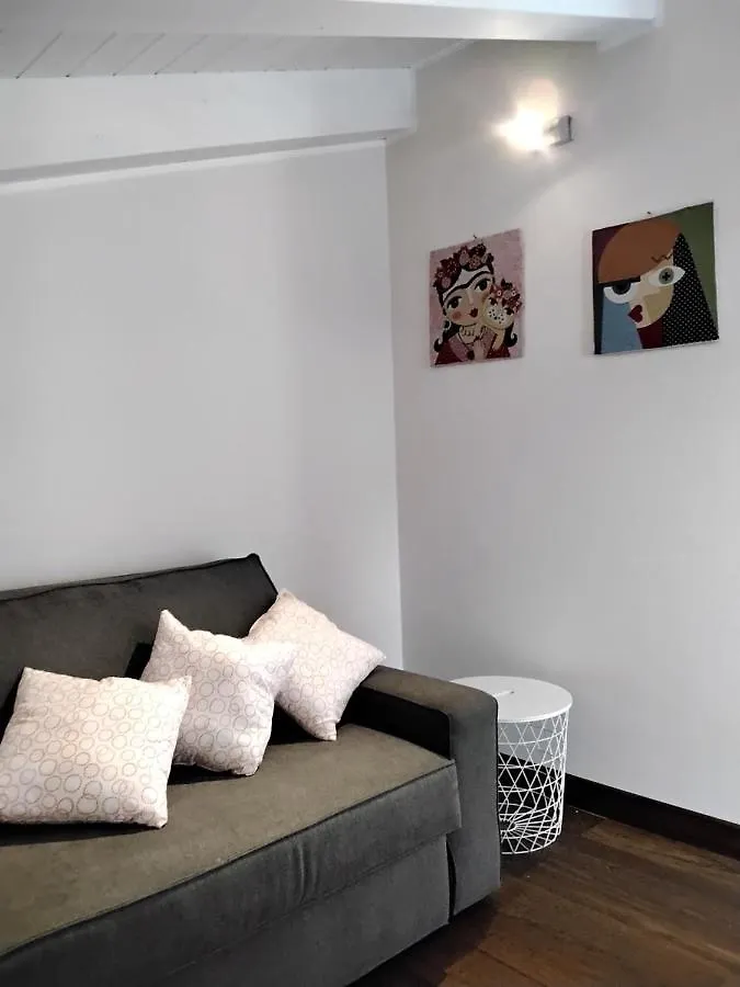 Guest house 